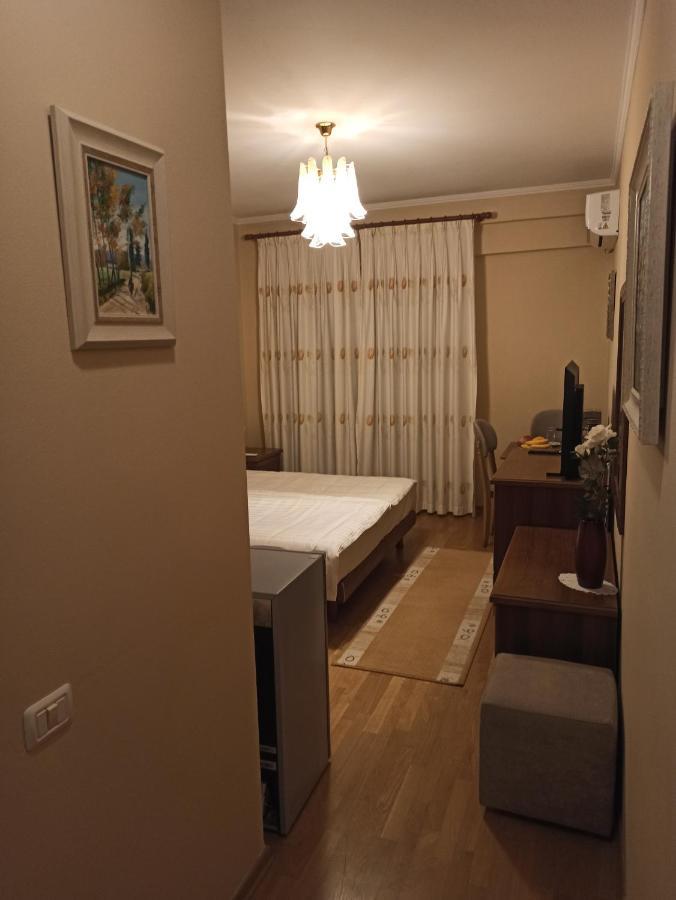 Home Sweet Rental Tirana Eksteriør billede