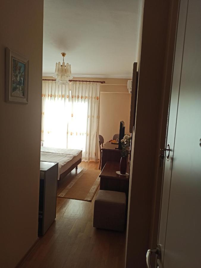 Home Sweet Rental Tirana Eksteriør billede